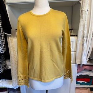 Fantastic lightweight sweater